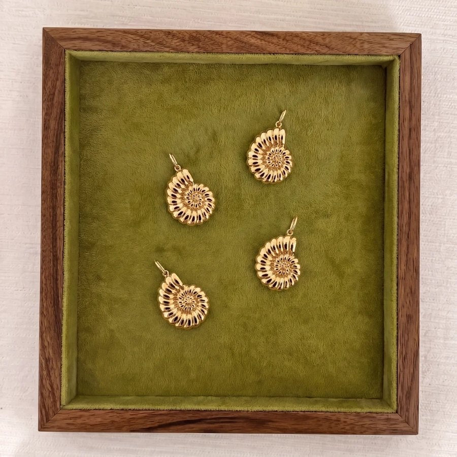 Golden Shell Pendant Necklace