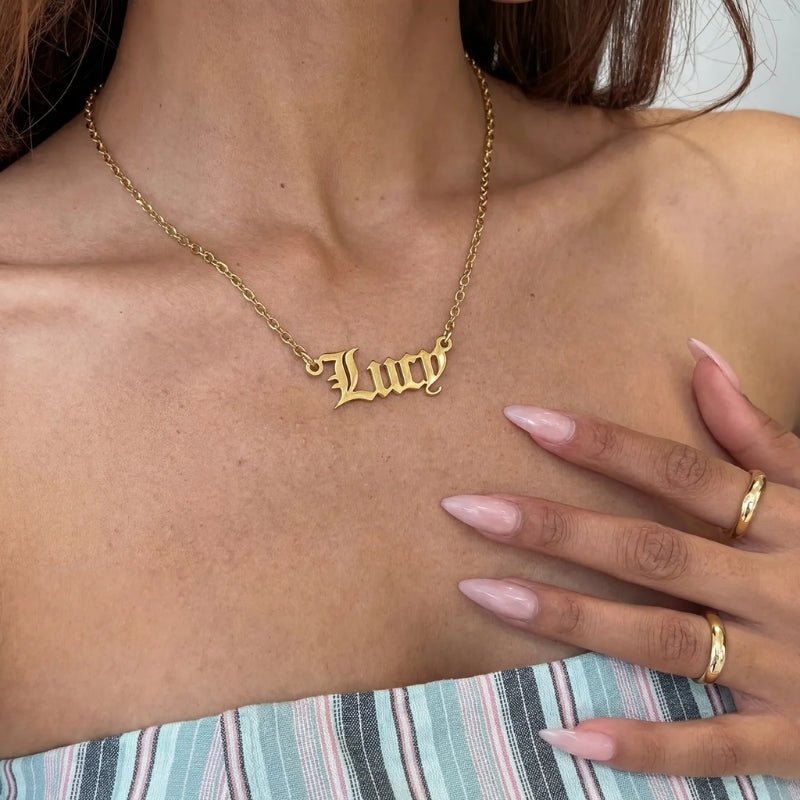 Halskette Namensschild - Gothic Old English Gold