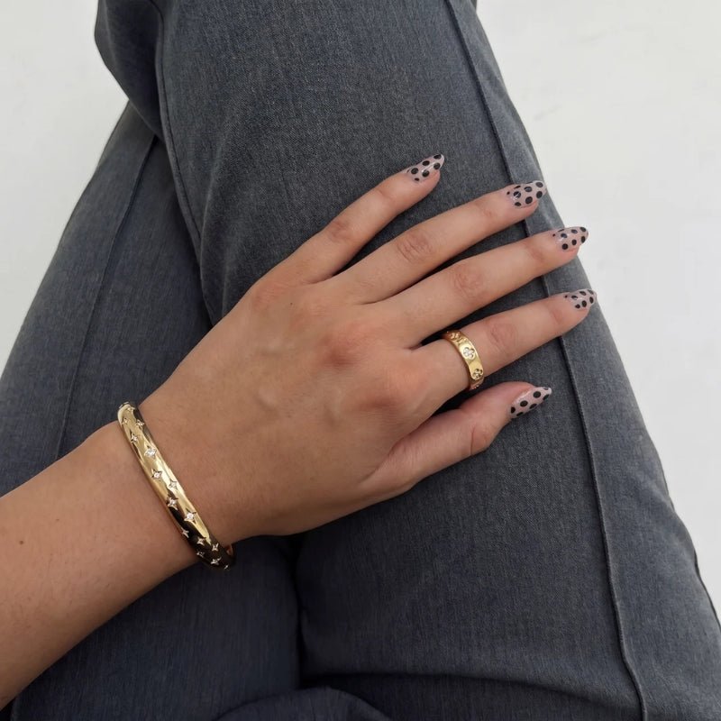 Kleeblatt Ring - Pavé CZ Gold Band